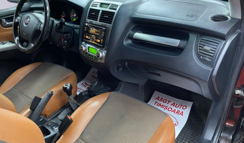 
								KIA SPORTAGE full									
