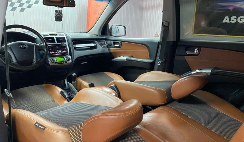 
								KIA SPORTAGE full									