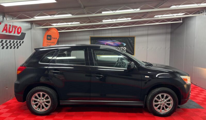 
								Mitsubishi ASX full									