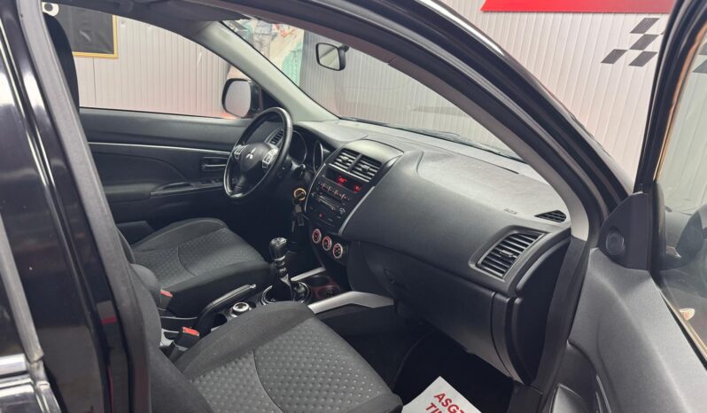 
								Mitsubishi ASX full									