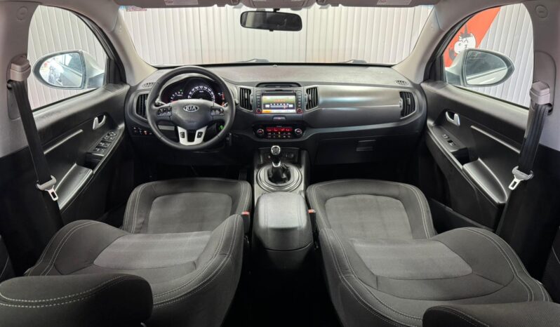 
								KIA SPORTAGE full									