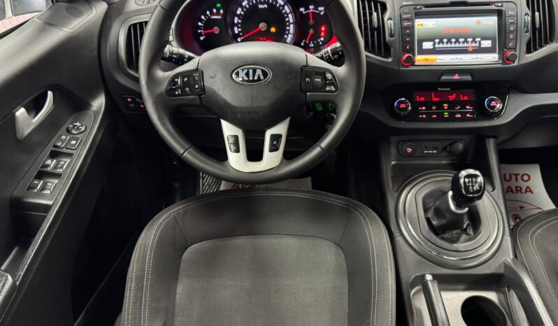 
								KIA SPORTAGE full									