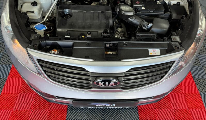 
								KIA SPORTAGE full									