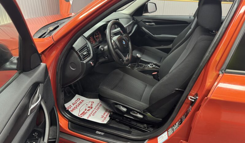 
								BMW X1 full									