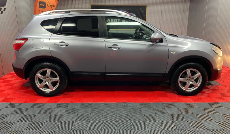 
								NISSAN QASHQAI full									