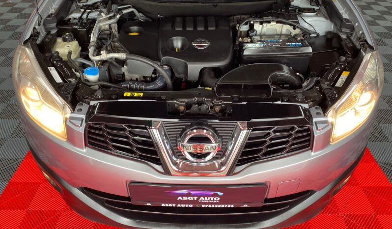 
								NISSAN QASHQAI full									