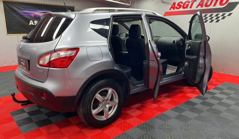 
								NISSAN QASHQAI full									