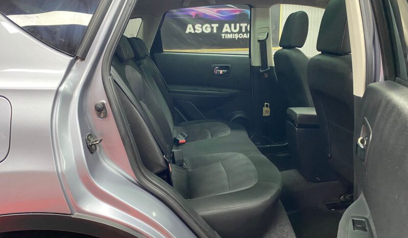
								NISSAN QASHQAI full									