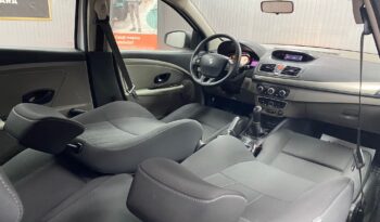 
										RENAULT MEGANE full									
