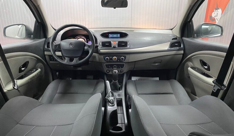 
								RENAULT MEGANE full									