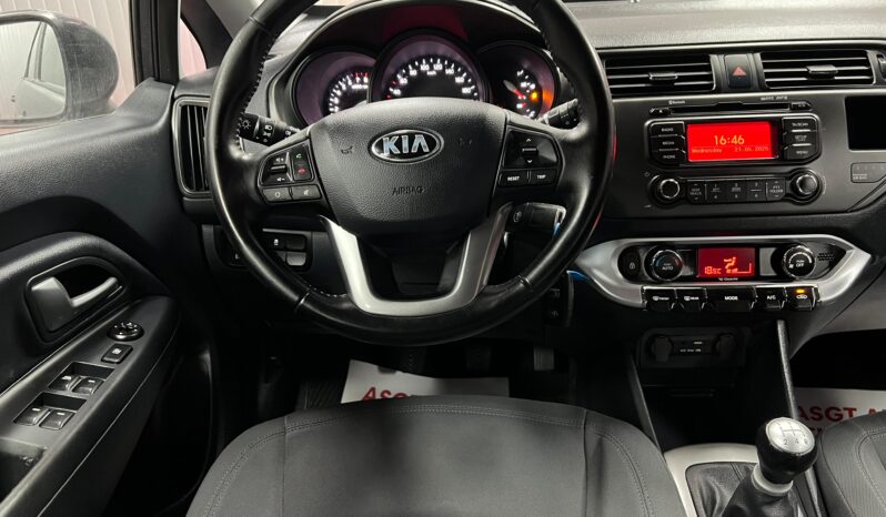 
								KIA RIO full									