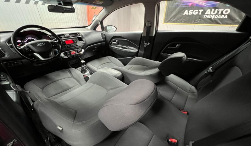 
								KIA RIO full									