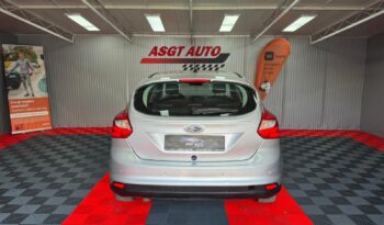
										FORD FOCUS 2011 full									