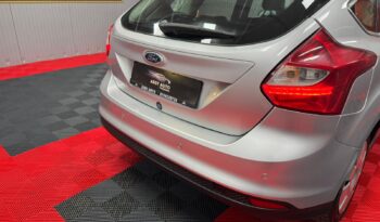 
										FORD FOCUS 2011 full									