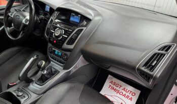 
										FORD FOCUS 2011 full									