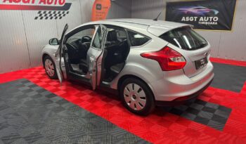
										FORD FOCUS 2011 full									