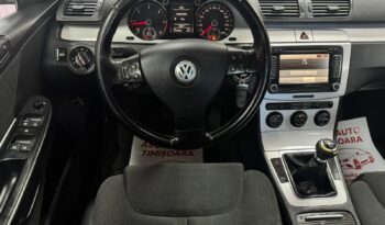 
										VOLKSWAGEN PASSAT full									