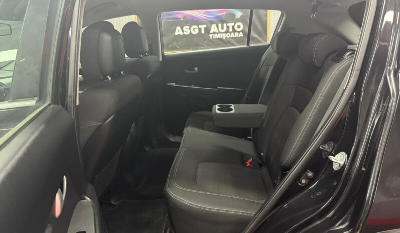 
								KIA SPORTAGE full									