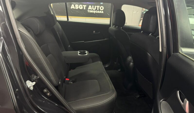 
								KIA SPORTAGE full									