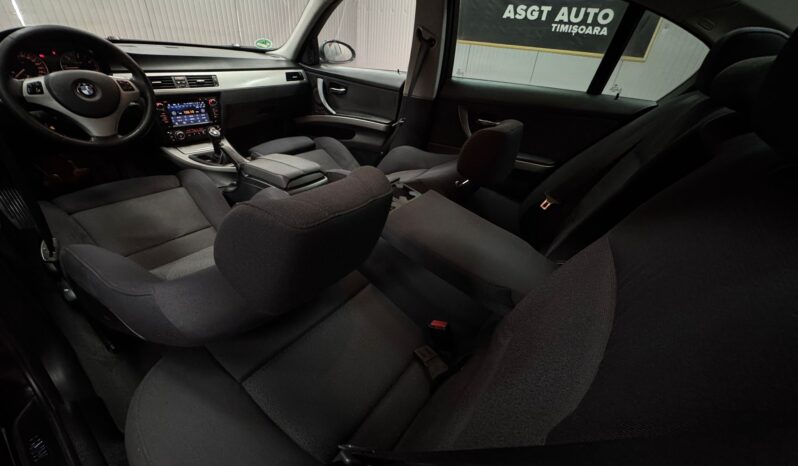 
								BMW SERIA 3 (E90) full									