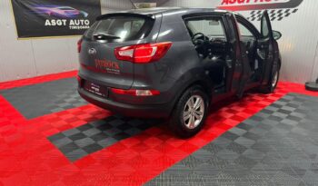 
										KIA SPORTAGE full									