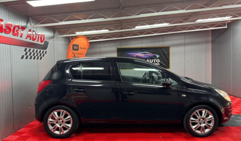 
								OPEL CORSA full									