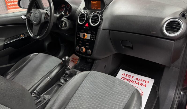 
								OPEL CORSA full									