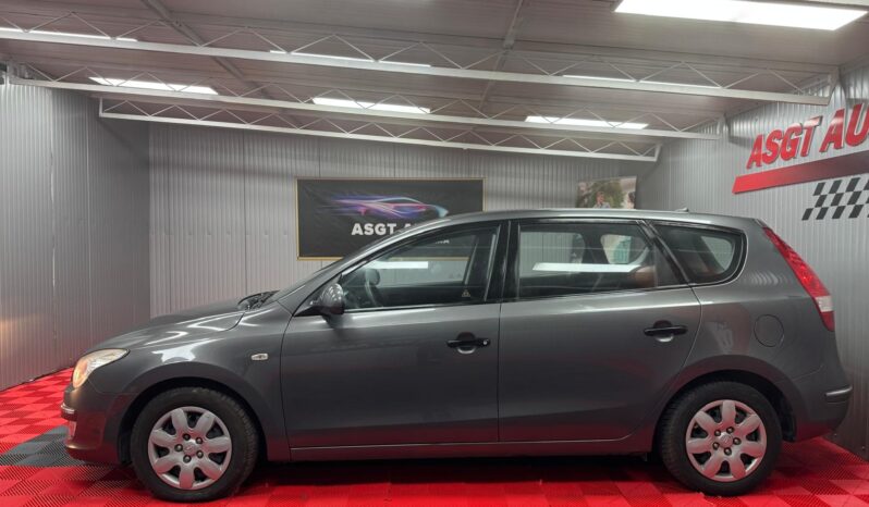 
								HYUNDAI I30 full									