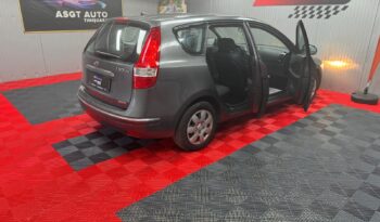 
										HYUNDAI I30 full									