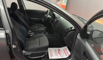 
										HYUNDAI I30 full									