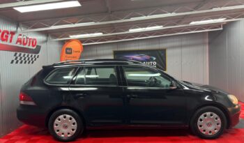 
										VOLKSWAGEN GOLF full									