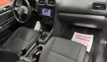 
										VOLKSWAGEN GOLF full									