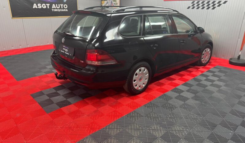 
								VOLKSWAGEN GOLF full									
