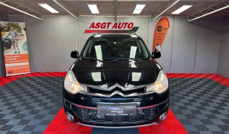 
								Citroën C-Crosser full									