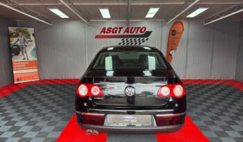 
										VOLKSWAGEN PASSAT full									