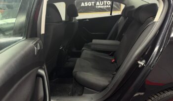 
										VOLKSWAGEN PASSAT full									