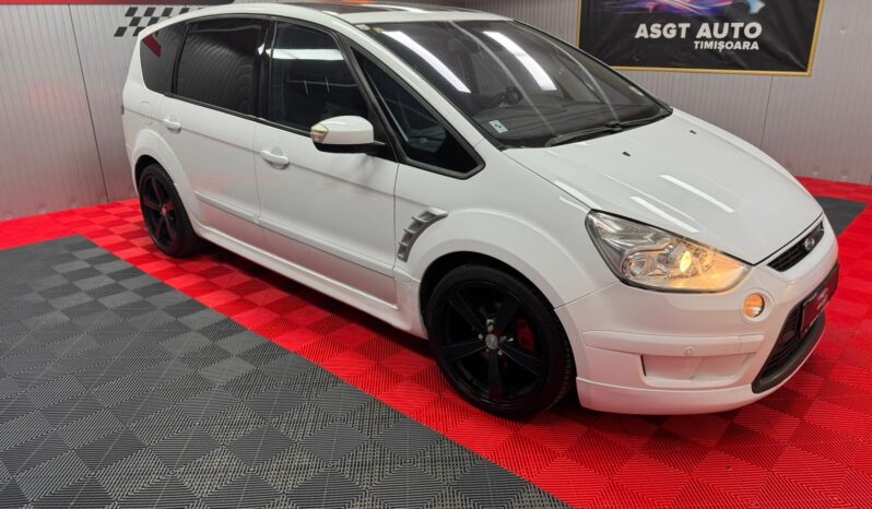 
								FORD S-MAX full									