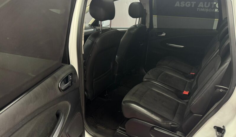 
								FORD S-MAX full									