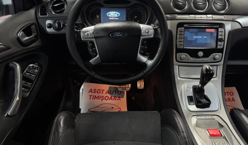 
								FORD S-MAX full									