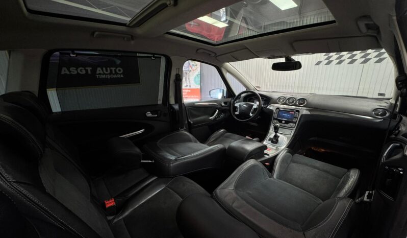 
								FORD S-MAX full									