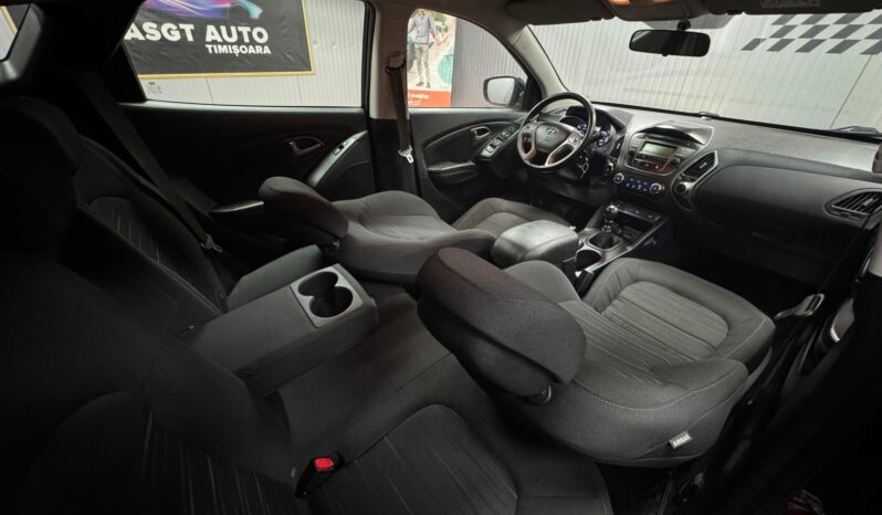 
								HYUNDAI IX35 full									