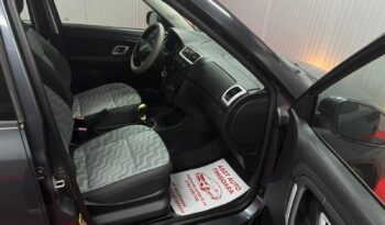 
										SKODA FABIA full									