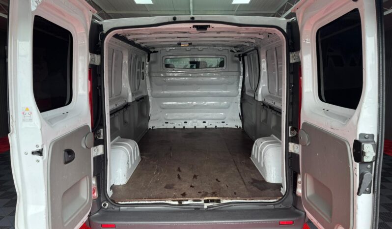 
								OPEL VIVARO full									
