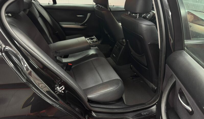 
								BMW SERIA 3 (E90) full									