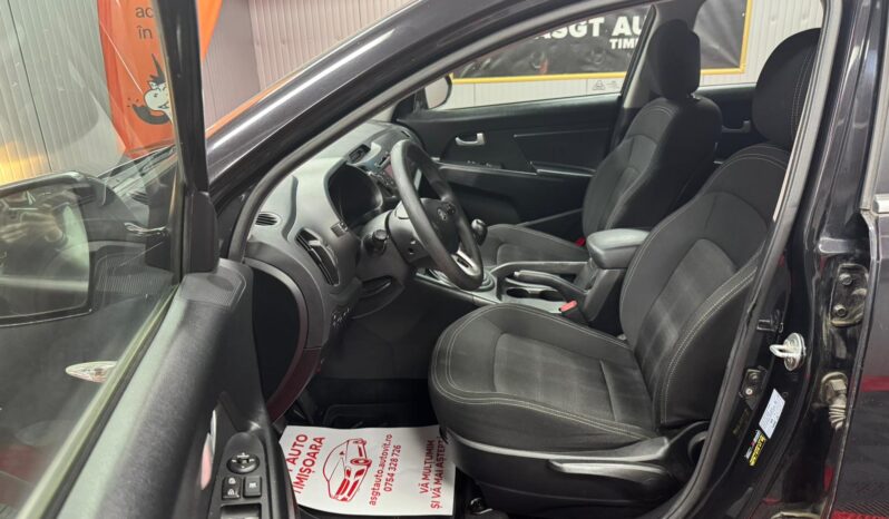 
								KIA SPORTAGE full									