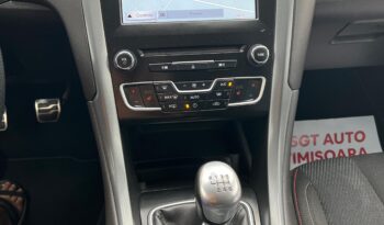 
										FORD MONDEO ST-LINE full									