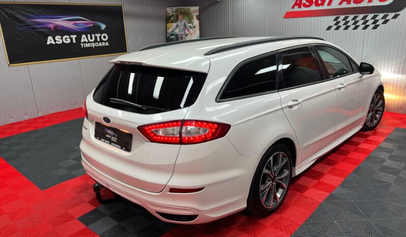 
								FORD MONDEO ST-LINE full									