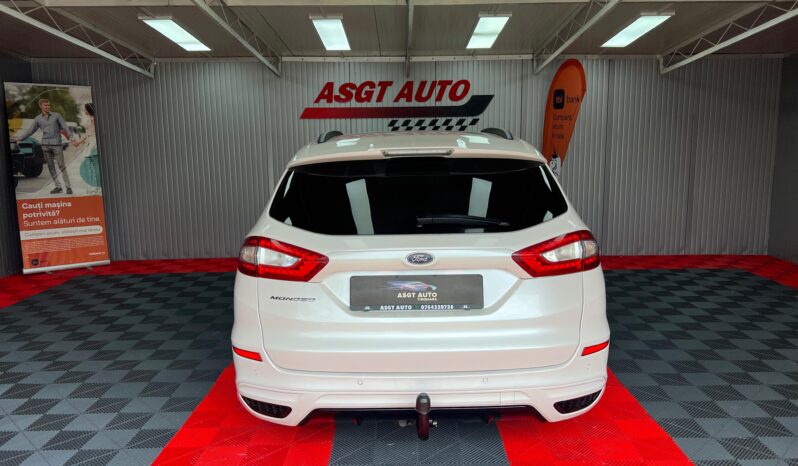 
								FORD MONDEO ST-LINE full									