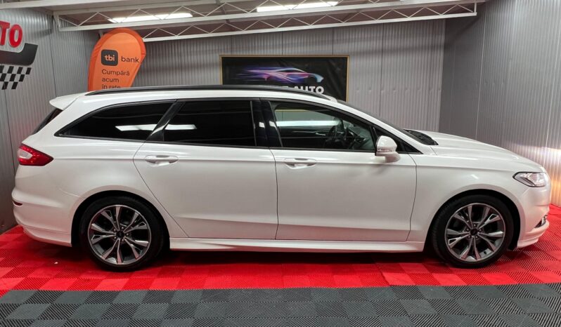 
								FORD MONDEO ST-LINE full									