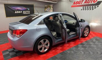 
										CHEVROLET CRUZE full									